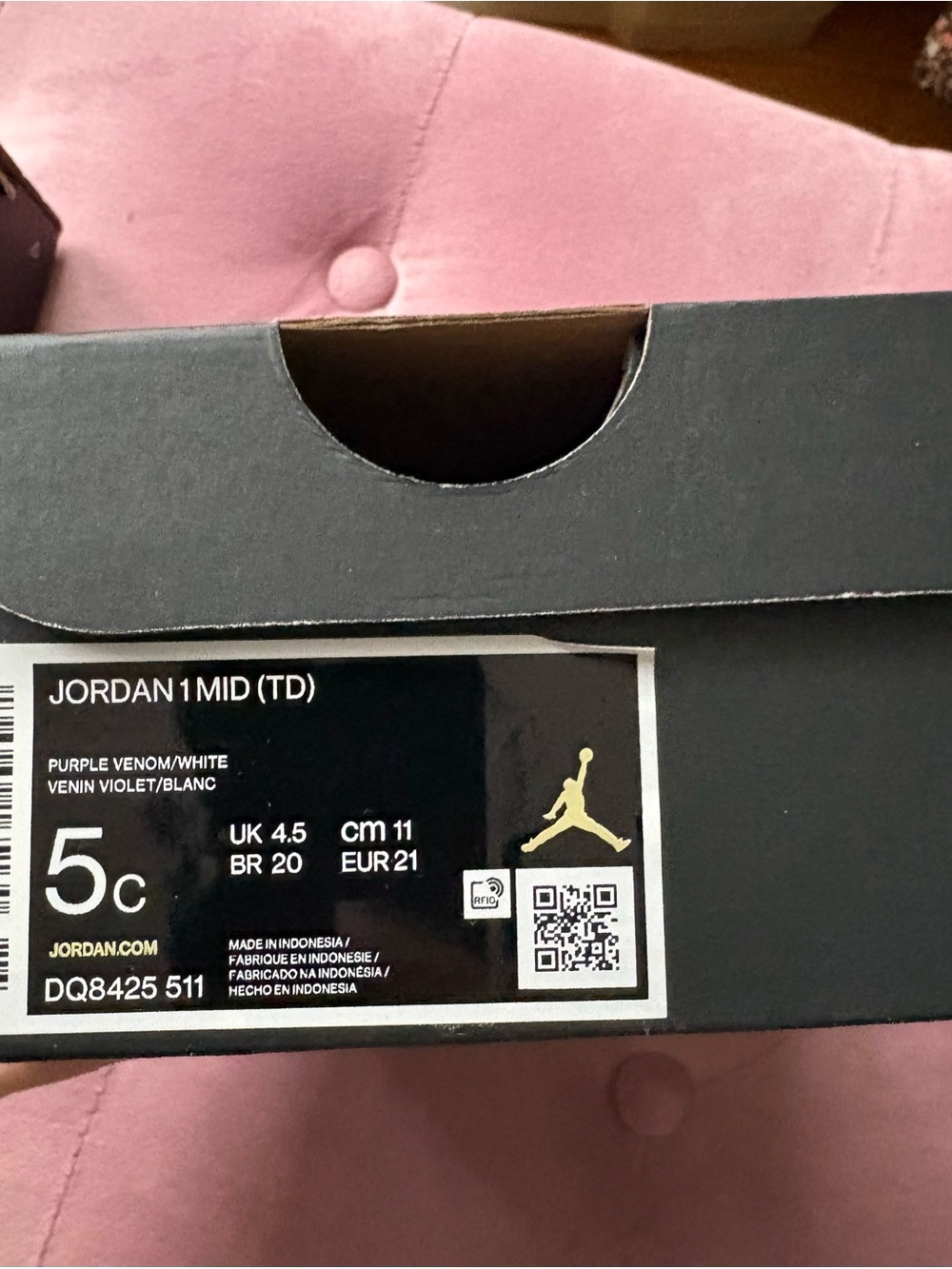 Jordan 1 Mid sneakers Purple Venom size 5c - Picture 3 of 3
